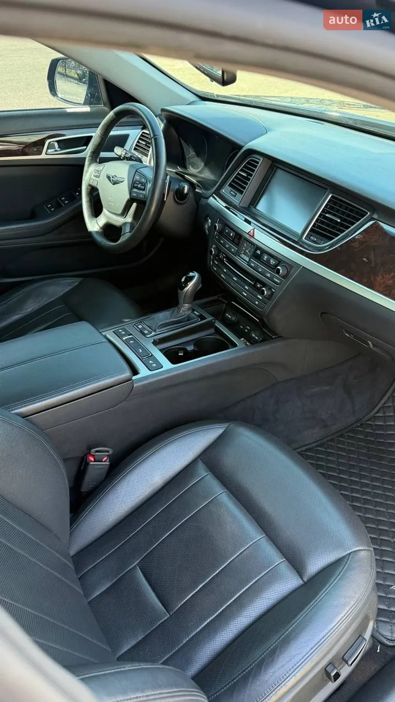 2016 Genesis G80 - мініатюра 22