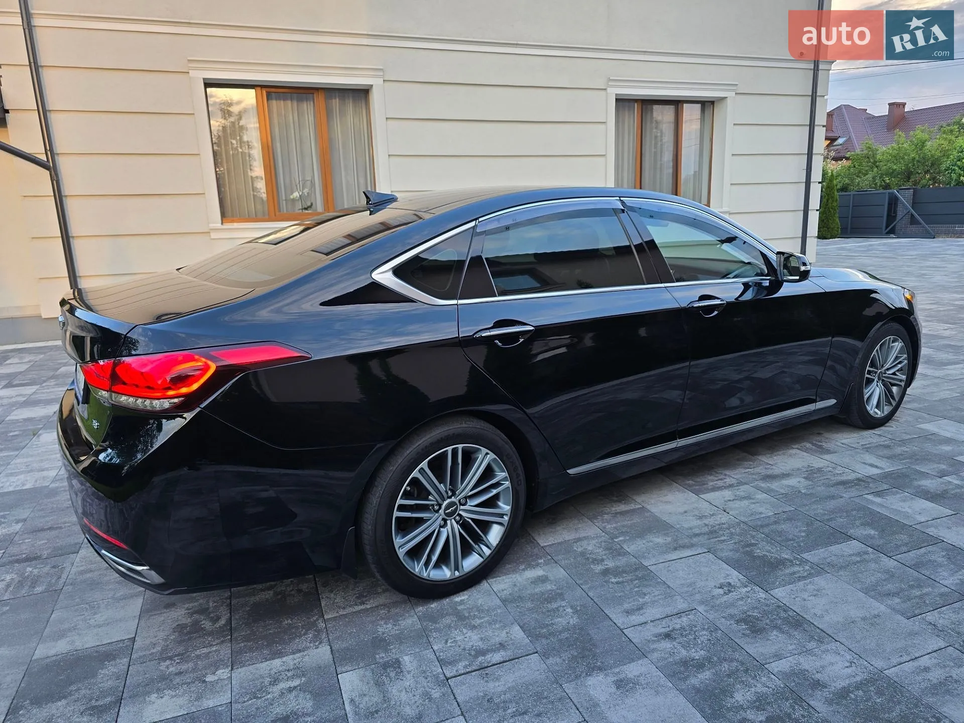 2017 Genesis G80 - мініатюра 8