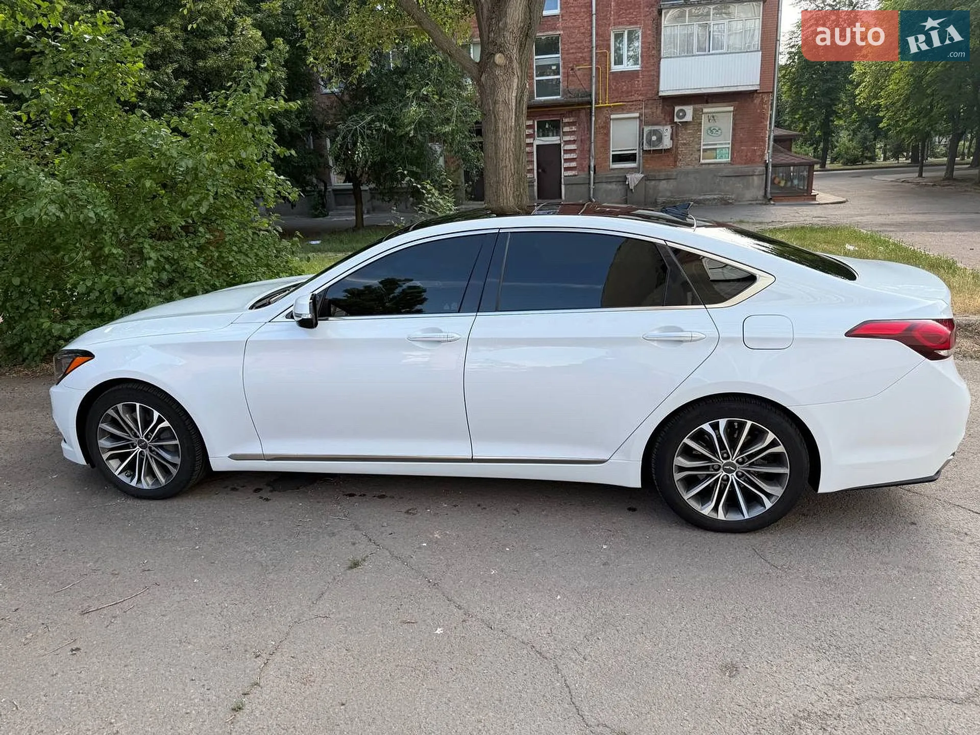2016 Genesis G80 - мініатюра 5