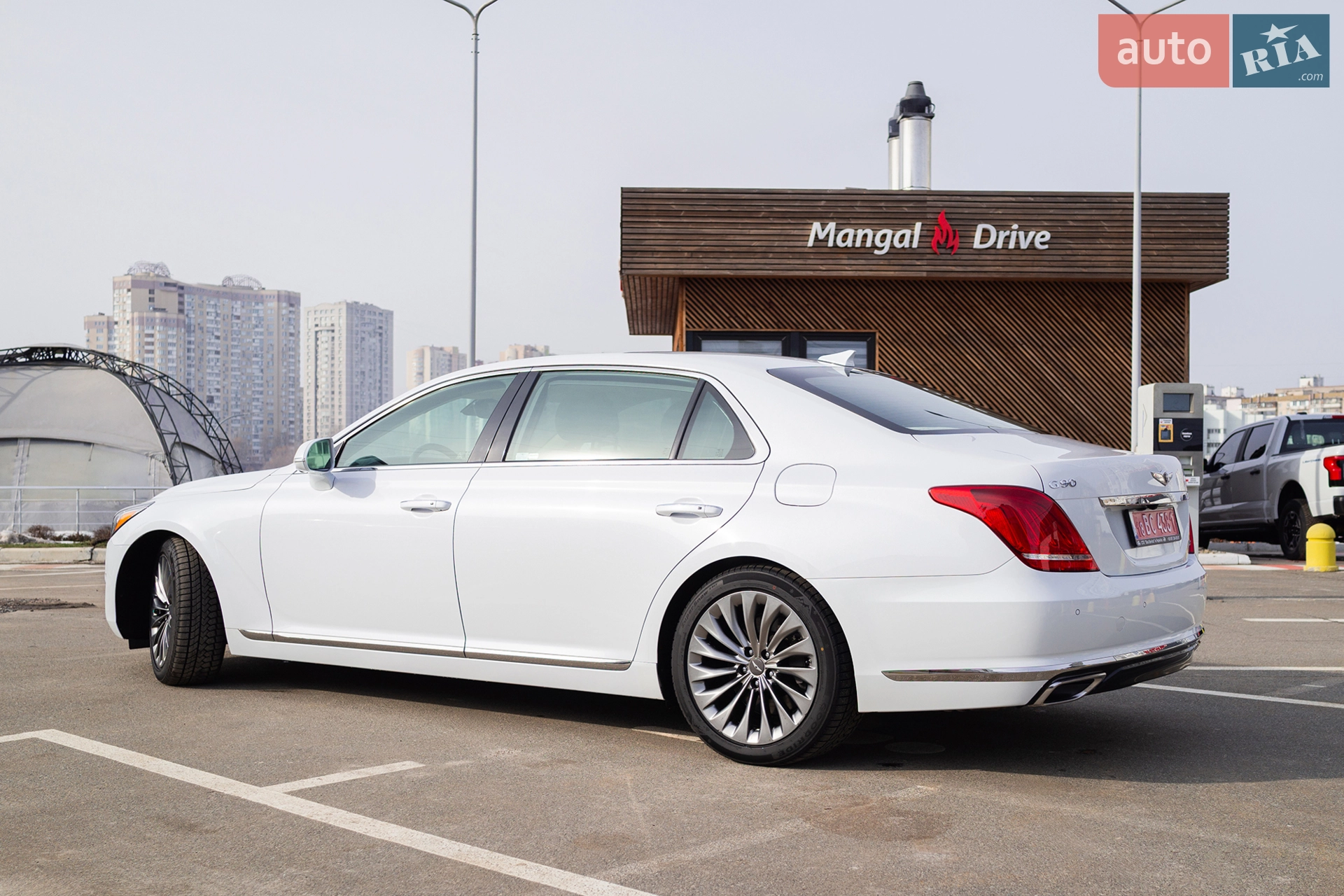 2018 Genesis G90 - мініатюра 5