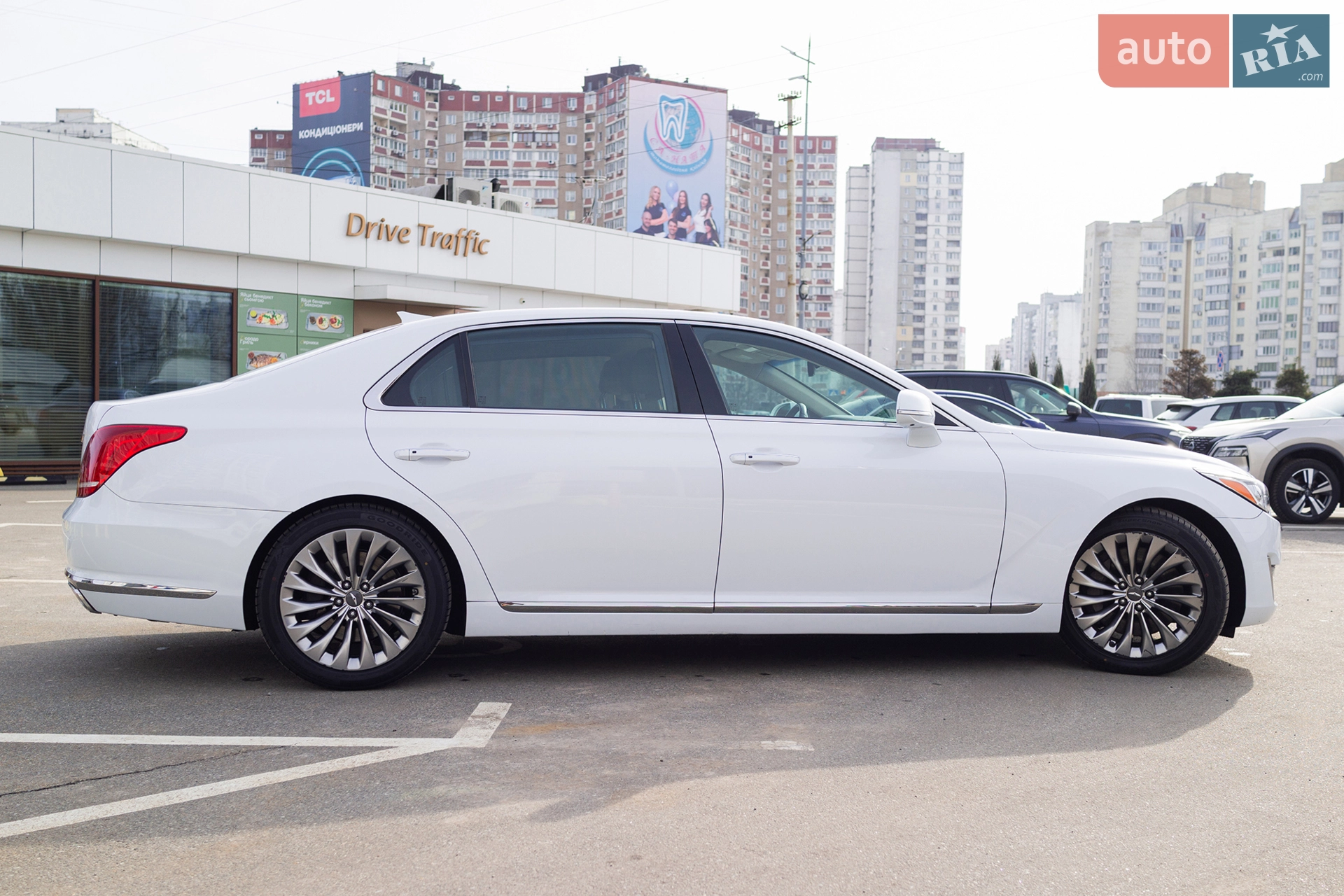 Genesis G90 2018 VIN KMHG54JH0KU052649 фото оголошення 5 з 5