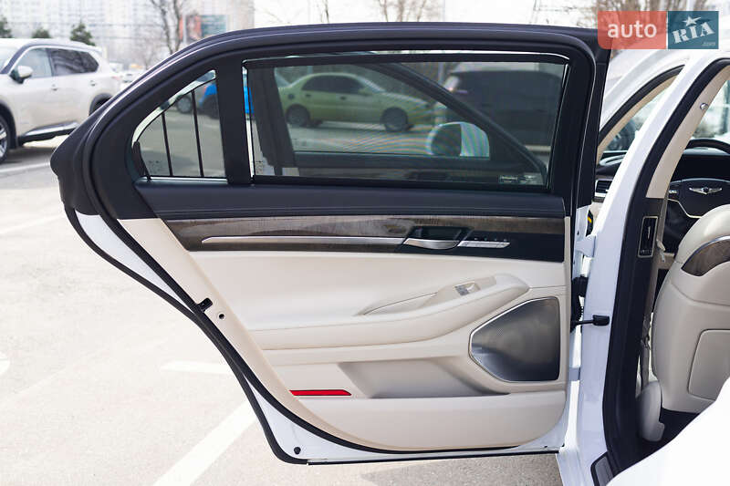Седан Genesis G90 2018 в Киеве