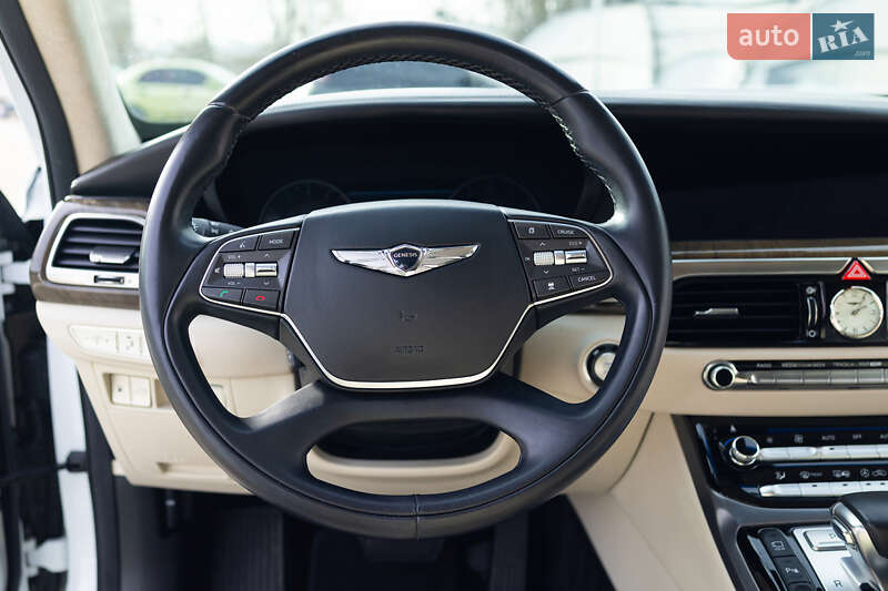 Седан Genesis G90 2018 в Киеве