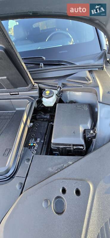 Внедорожник / Кроссовер Genesis GV60 2023 в Самборе