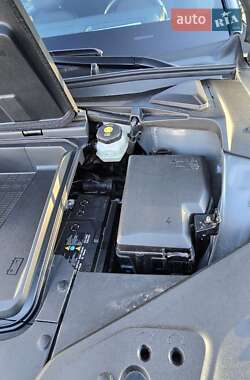 Внедорожник / Кроссовер Genesis GV60 2023 в 