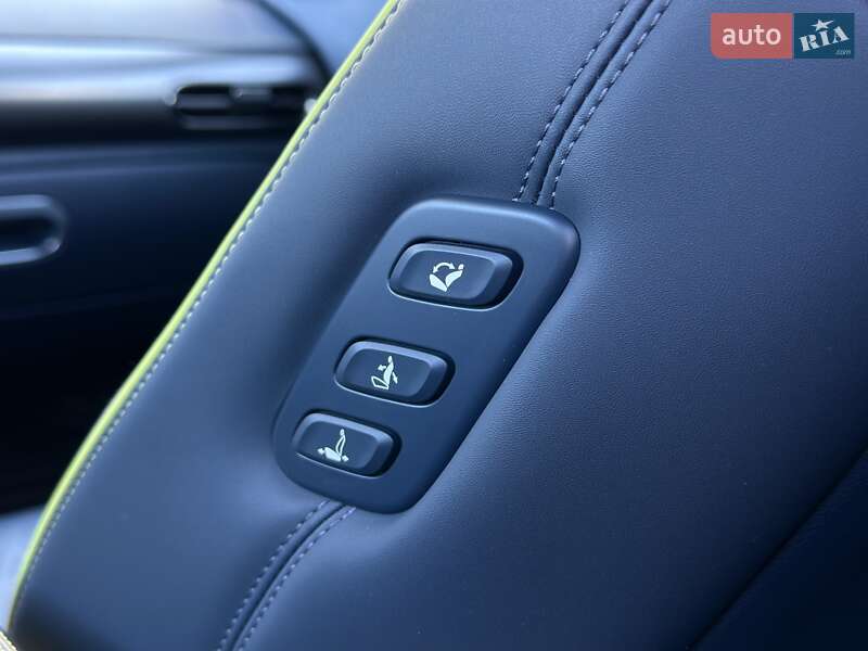 Позашляховик / Кросовер Genesis GV60 2022 в Чернівцях