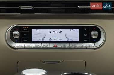 Внедорожник / Кроссовер Genesis GV60 2022 в 