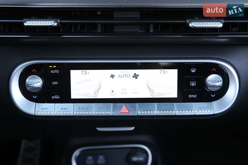 Позашляховик / Кросовер Genesis GV60 2022 в Києві