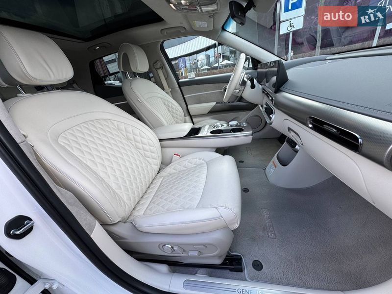 Фастбэк Genesis GV60 2024 в Киеве фото 12 Фастбэк Genesis GV60 2024 в Киеве