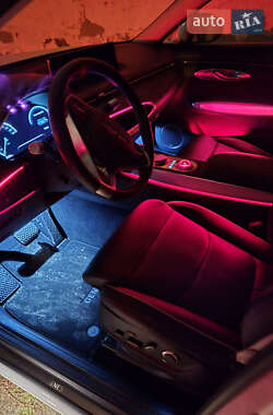Позашляховик / Кросовер Genesis GV70 EV 2022 в 