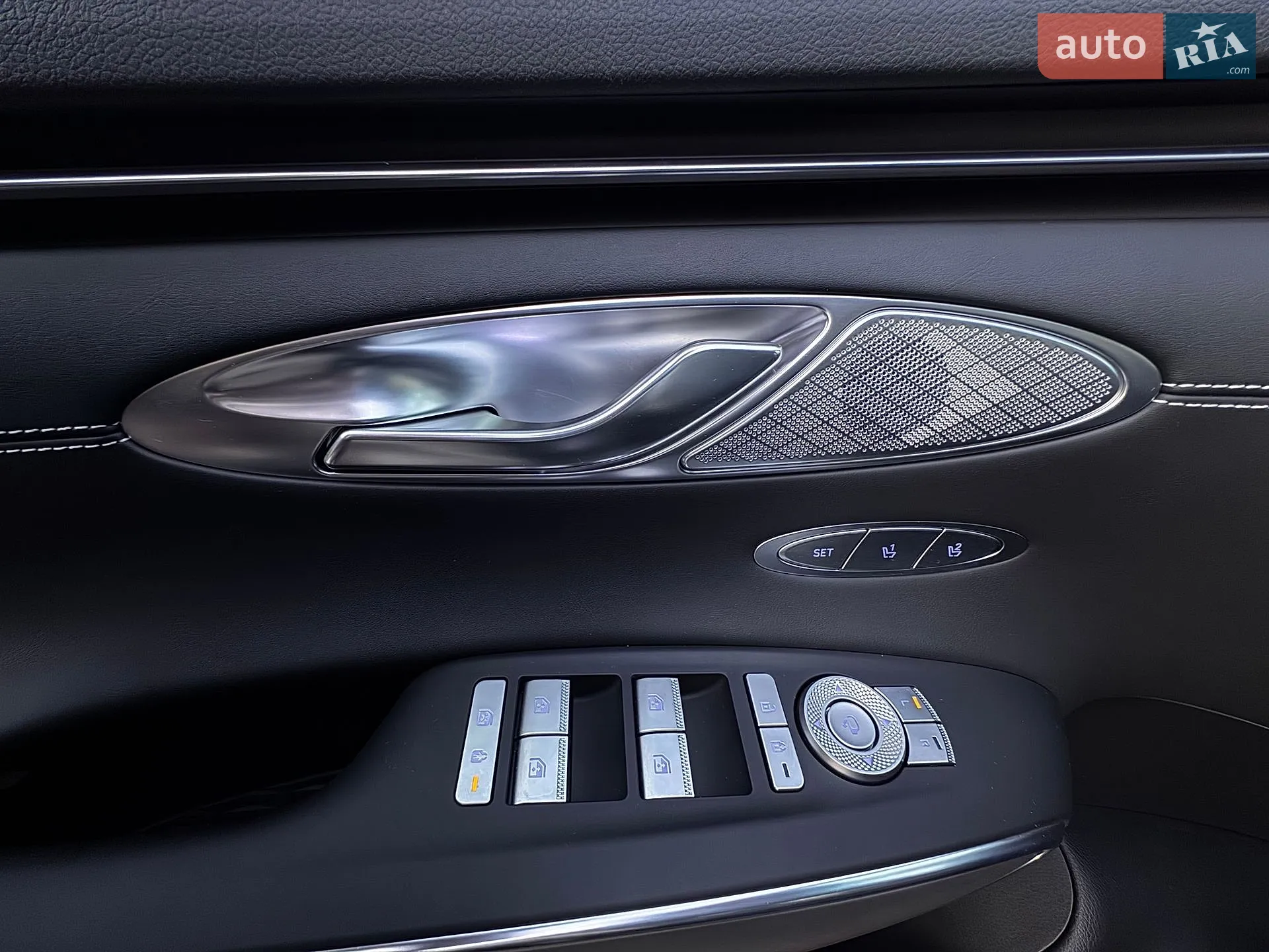 2024 Genesis GV70 - мініатюра 16