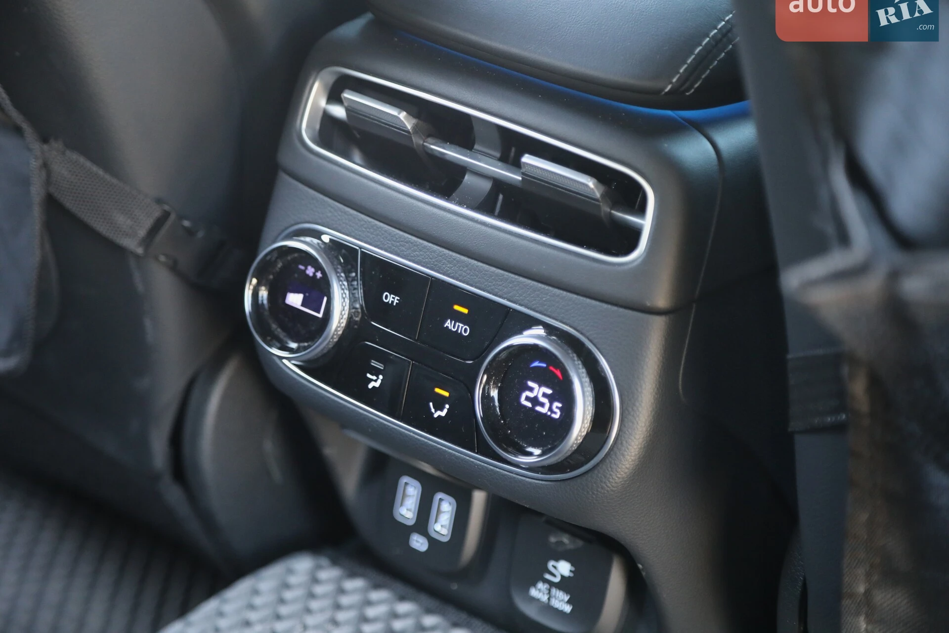 2023 Genesis GV70 - мініатюра 27