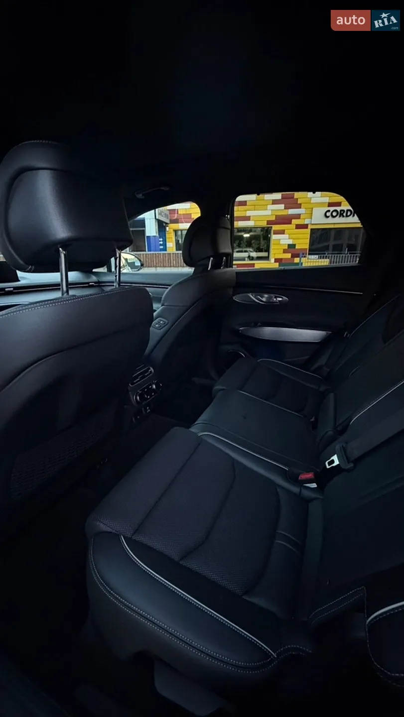2023 Genesis GV70 - мініатюра 17
