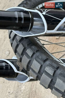 Мотоцикл Позашляховий (Enduro) Geon Dakar GNS 300R 2023 в 