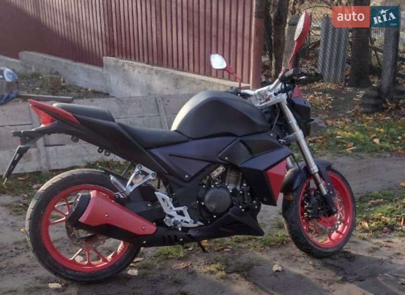 Мотоцикл Спорт-туризм Geon Issen 2013 в Саврані