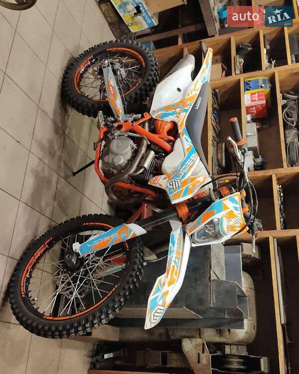 Мотоцикл Позашляховий (Enduro) Geon Terra-X 2020 в Козятині