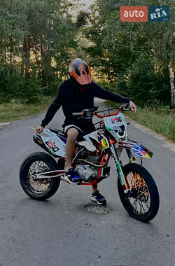 Мотоцикл Супермото (Motard) Geon Terra-X 2021 в 