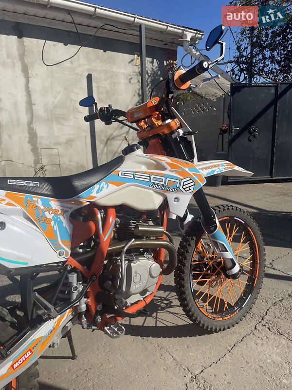 Мотоцикл Позашляховий (Enduro) Geon Terra-X 2018 в 
