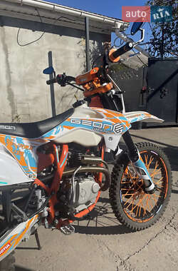 Мотоцикл Позашляховий (Enduro) Geon Terra-X 2018 в 