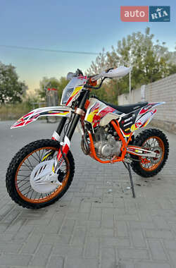 Мотоцикл Кросс Geon Terra-X 2020 в 