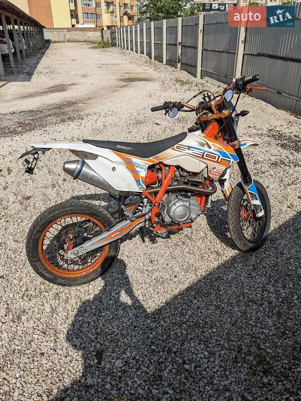 Мотоцикл Супермото (Motard) Geon Terra-X 2019 в 