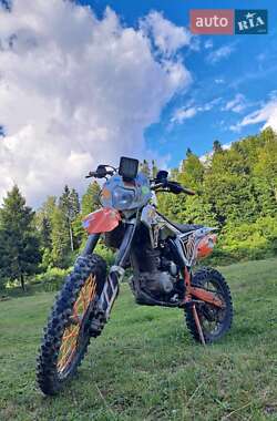 Мопеди Geon Terra-X 2016 в Ужгороді