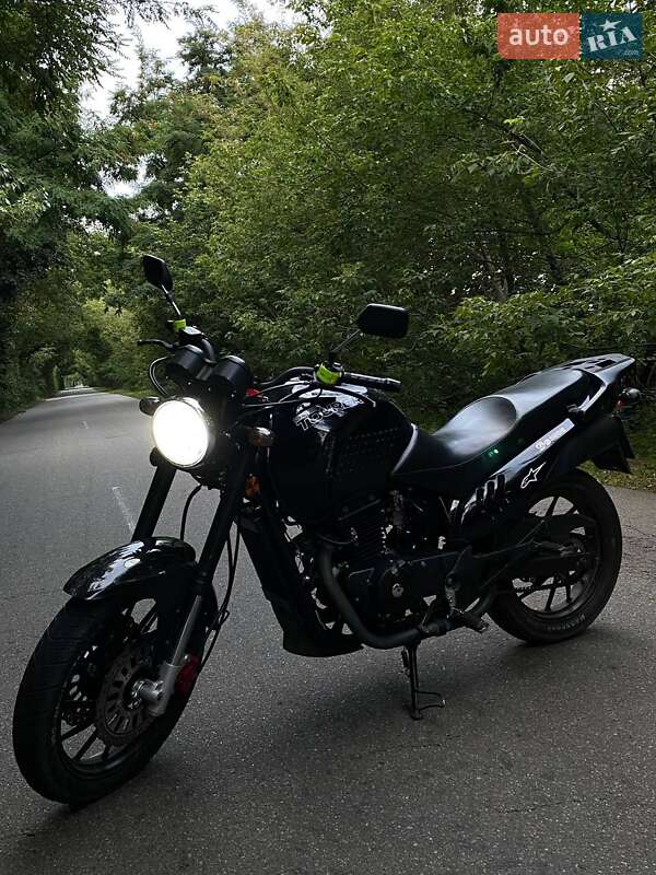 Мотоцикл Туризм Geon Tourer 2013 в 