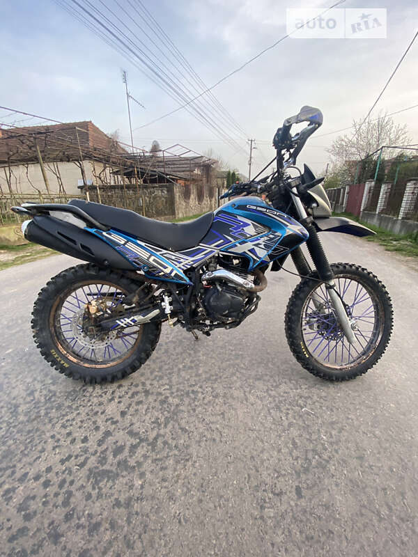 Мотоцикл Позашляховий (Enduro) Geon X-Road 2015 в Ужгороді