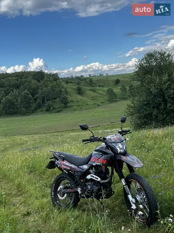 Мотоцикл Багатоцільовий (All-round) Geon X-Road 2023 в 
