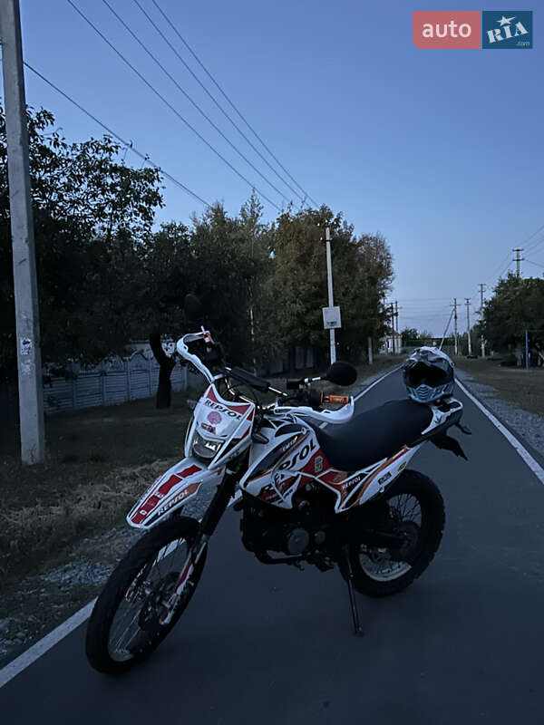 Мотоцикл Кросс Geon X-Road 2017 в Дніпрі