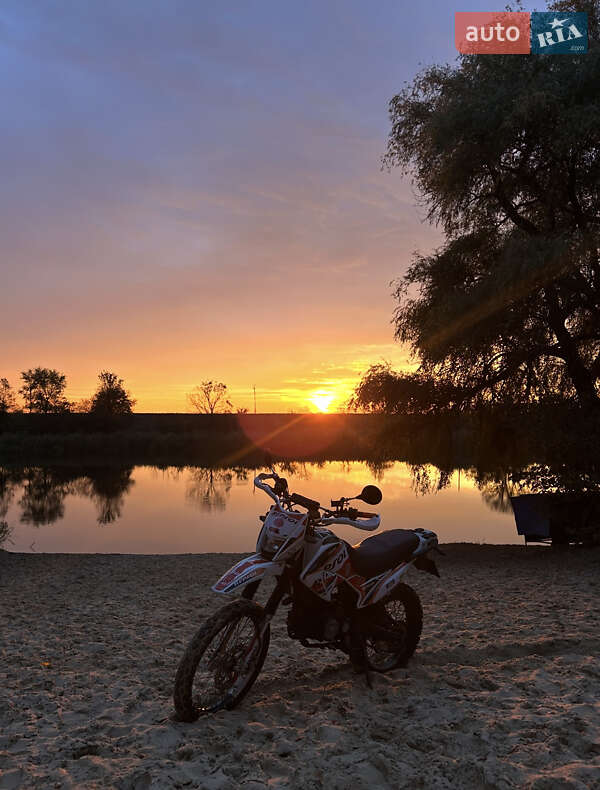 Мотоцикл Кросс Geon X-Road 2017 в Дніпрі