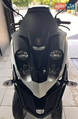 Макси-скутер Gilera Fuoco 2007 в 