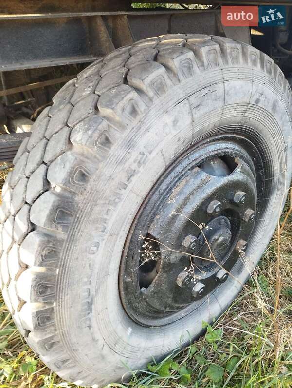 Самосвал прицеп ГКБ 819 1985 в Ровно