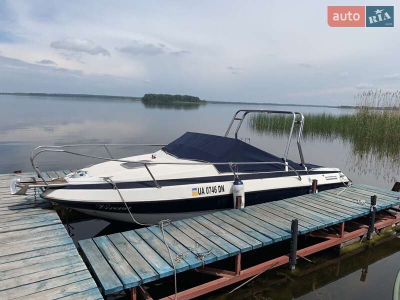 Катер Glastron Glastron 1990 в Днепре