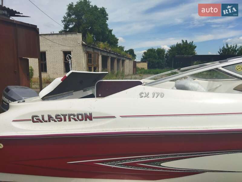 Катер Glastron SX 2000 в Борисполі