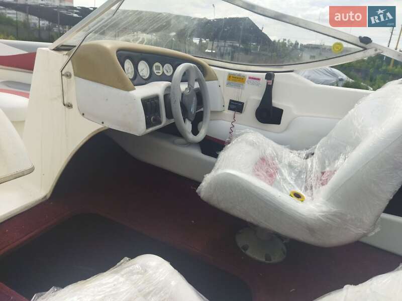 Катер Glastron SX 2000 в Борисполі