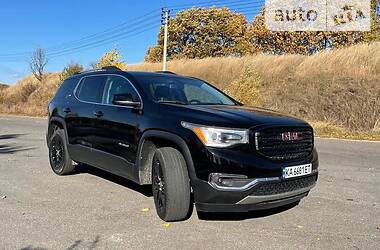 Внедорожник / Кроссовер GMC Acadia 2018 в Киеве