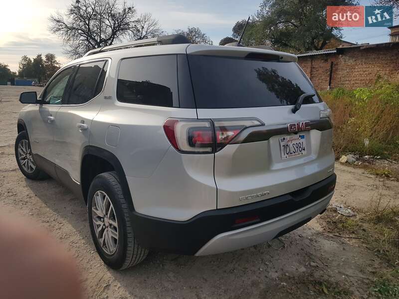 Позашляховик / Кросовер GMC Acadia 2017 в Львові