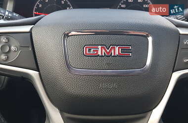 Внедорожник / Кроссовер GMC Acadia 2017 в Львове