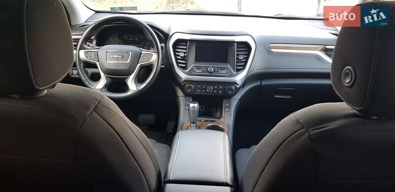 Позашляховик / Кросовер GMC Acadia 2017 в Львові