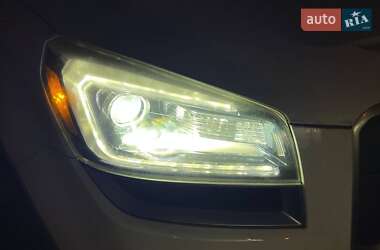 Позашляховик / Кросовер GMC Acadia 2016 в 