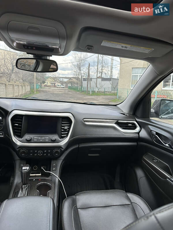 Позашляховик / Кросовер GMC Acadia 2017 в Крижополі фото 5 Позашляховик / Кросовер GMC Acadia 2017 в Крижополі