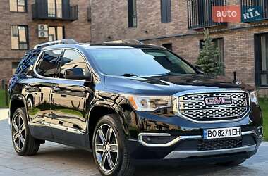 Позашляховик / Кросовер GMC Acadia 2016 в 