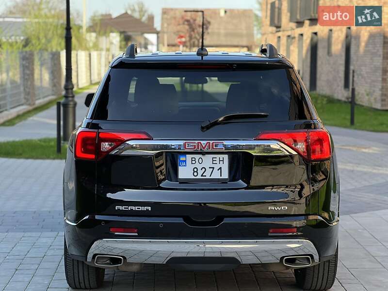 Позашляховик / Кросовер GMC Acadia 2016 в Тернополі