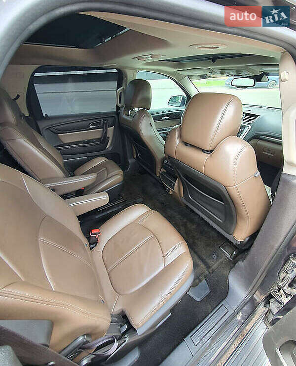 Позашляховик / Кросовер GMC Acadia 2015 в Херсоні