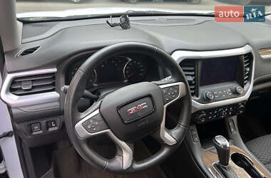 Внедорожник / Кроссовер GMC Acadia 2019 в Киеве