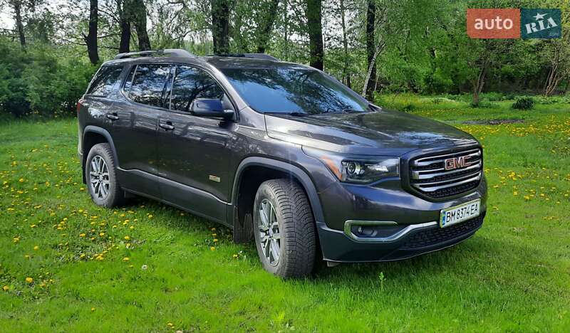 GMC Acadia 2017