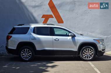 Внедорожник / Кроссовер GMC Acadia 2019 в 