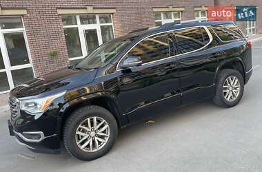 Внедорожник / Кроссовер GMC Acadia 2016 в 