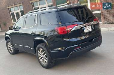 Внедорожник / Кроссовер GMC Acadia 2016 в 